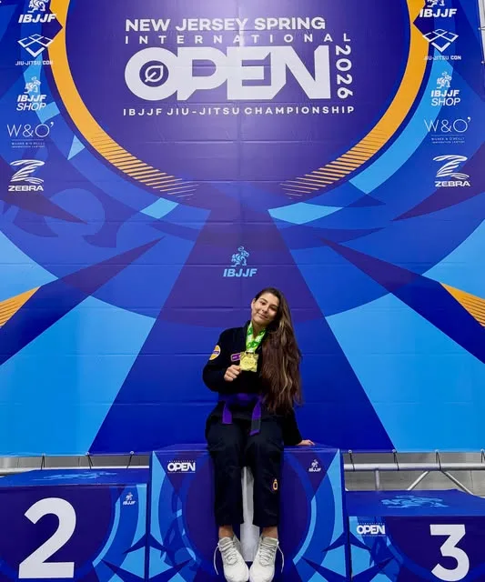 Atleta de El Olympo en el podio del New Jersey Spring Open IBJJF 2026